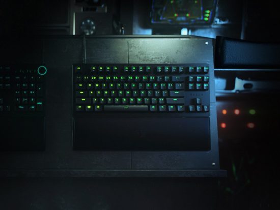 Bàn phím Razer Huntsman V2 Tenkeyless - Clicky Purple Switch (RZ03-03940300-R3M1)