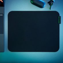 Bàn di chuột Razer Sphex V3 - Large (RZ02-03820200-R3M1)