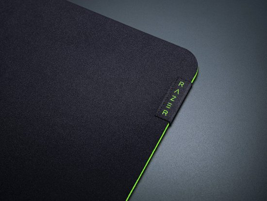 Bàn di chuột Razer Gigantus V2 - 3XL (RZ02-03330500-R3M1)