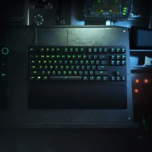 Bàn phím Razer Huntsman V2 Tenkeyless - Clicky Purple Switch (RZ03-03940300-R3M1)